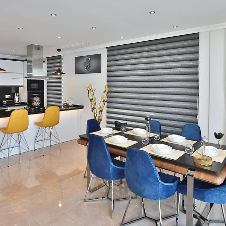 Uezuemlue 3 Bedroom Secluded With Private Pool Hot Tub Kalkan