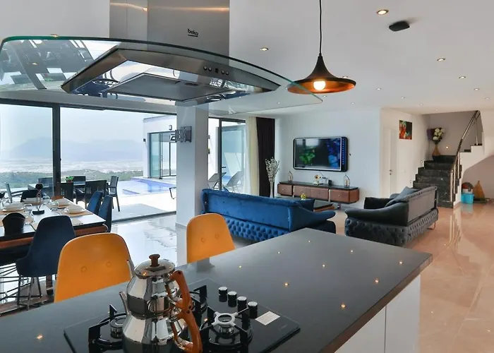 Uezuemlue 3 Bedroom Secluded With Private Pool Hot Tub 别墅 卡尔坎