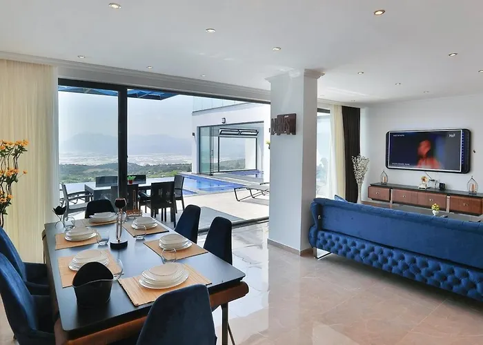 Uezuemlue 3 Bedroom Secluded With Private Pool Hot Tub 别墅 卡尔坎