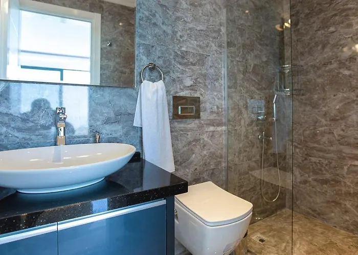 Uezuemlue 3 Bedroom Secluded With Private Pool Hot Tub * 卡尔坎